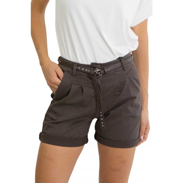 Bermuda chino con cintura
